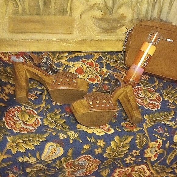 COPY - Bakers Brown Leather Sandal Heels!* - Picture 5 of 5